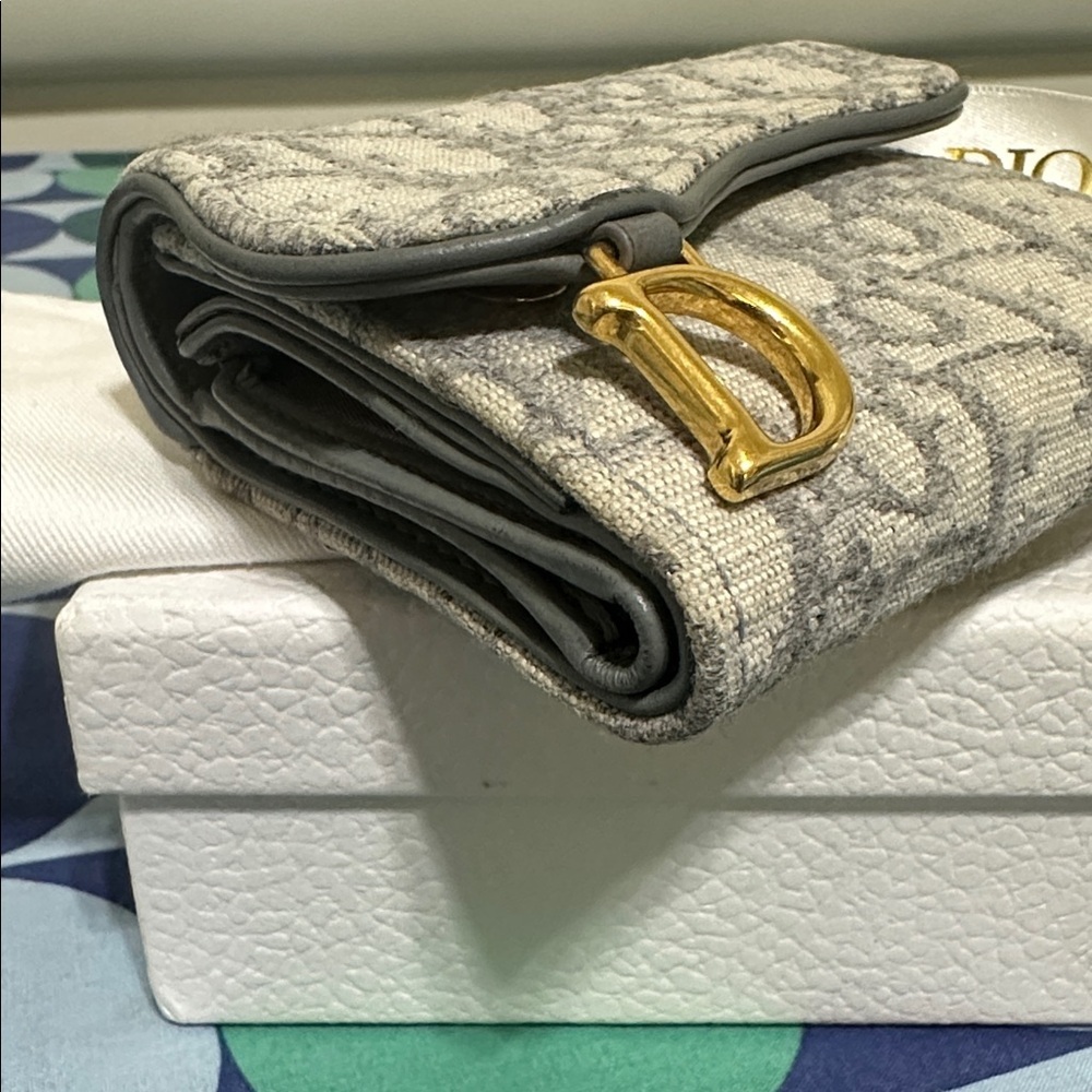 Dior Saddle Compact Tri-Fold Wallet - Picture 9 of 15